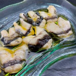 cocochas-de-merluza-en-aceite-de-ajo-picantonas-lateral